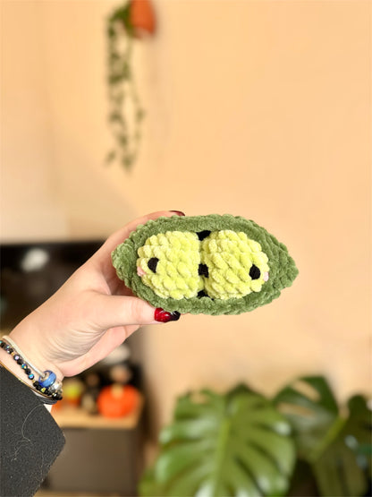 peluche crochet petit pois légume amigurumi 