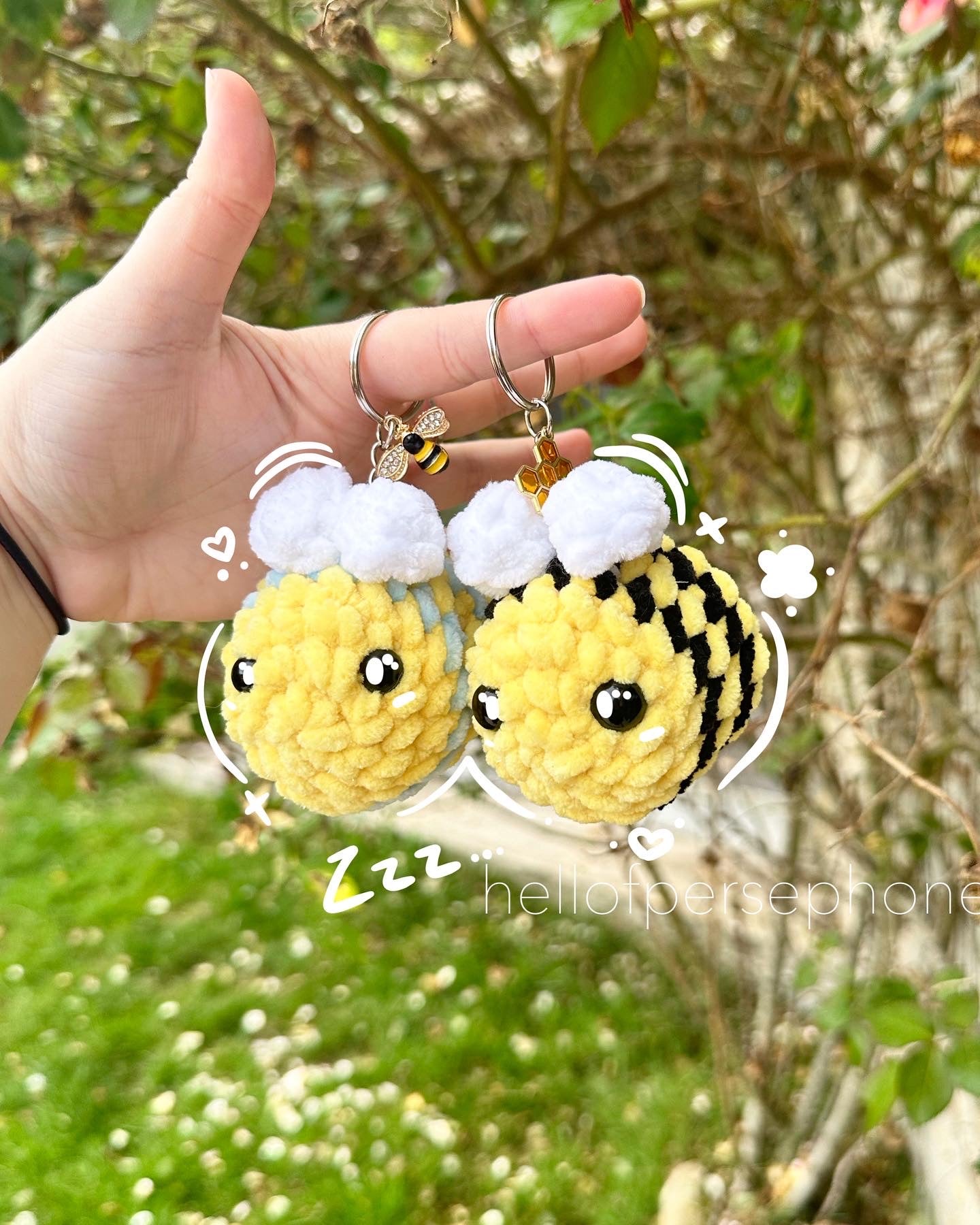 Porte clés abeille en crochet, amigurumi abeille porte clefs au crochet, idées cadeaux pour apiculteur ou apicultrice